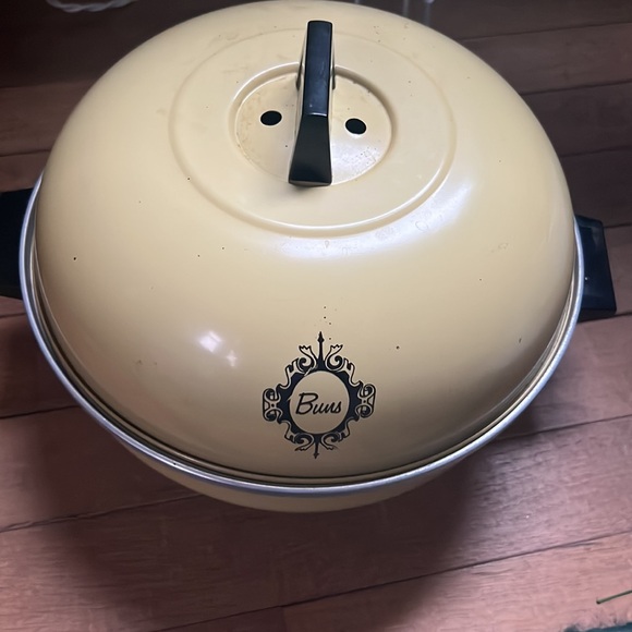 Vintage West Bend Serving Oven 3-Pc Multi-Purpose BUN WARMER & SERVER ~ USA - Picture 9 of 16